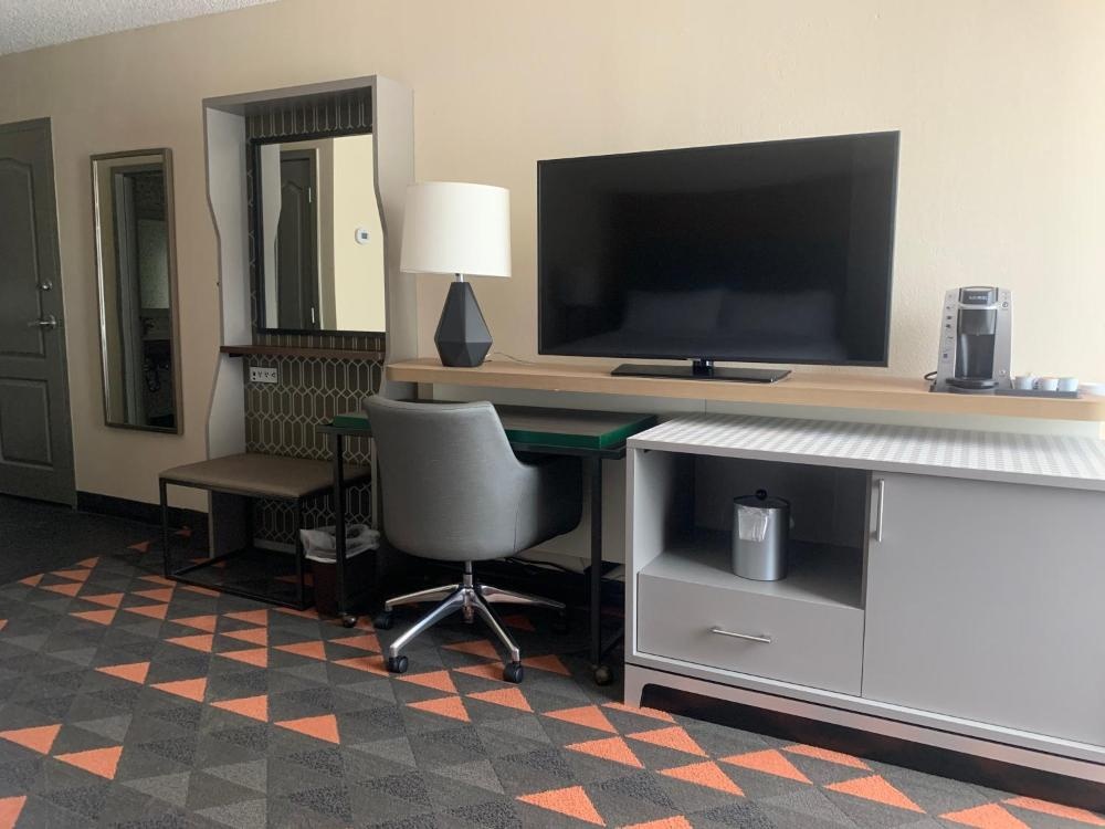 Holiday Inn Asheville - Biltmore West by IHG Image 27